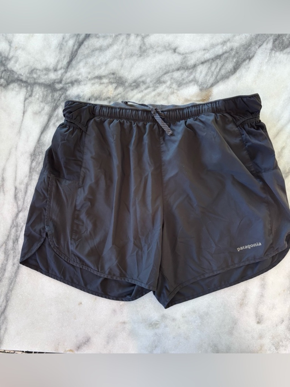 Patagonia Men’s Black lined Strider Running Shorts Size Large